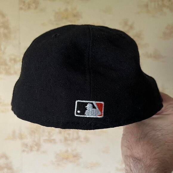 90s Baltimore Orioles Two-Tone 7 3/8 New Era Diamond Collection Fitted Hat - Picture 3 of 8